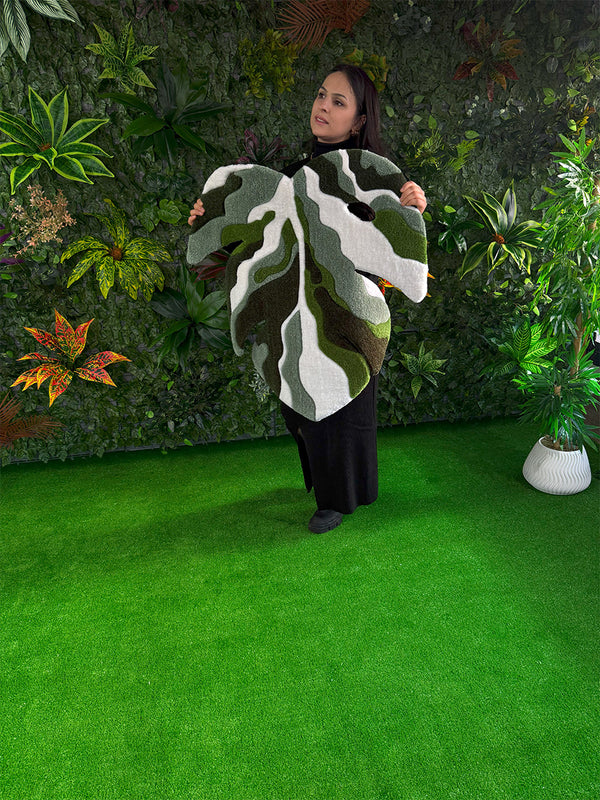 Green Abstract Monstera Leaf Handmade Tufted Rug & Wall Art