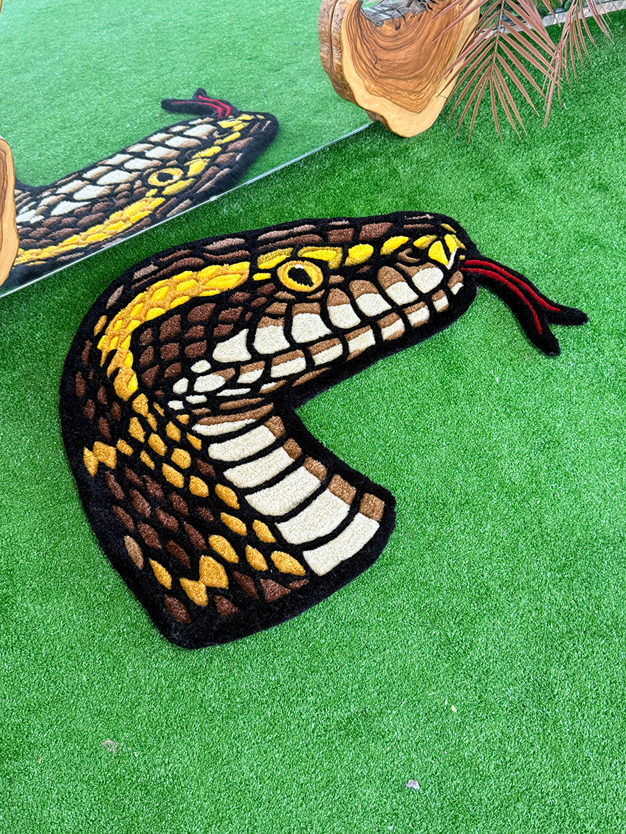 Hydra Snake Head Handmade Tufted Rug & Wall Art