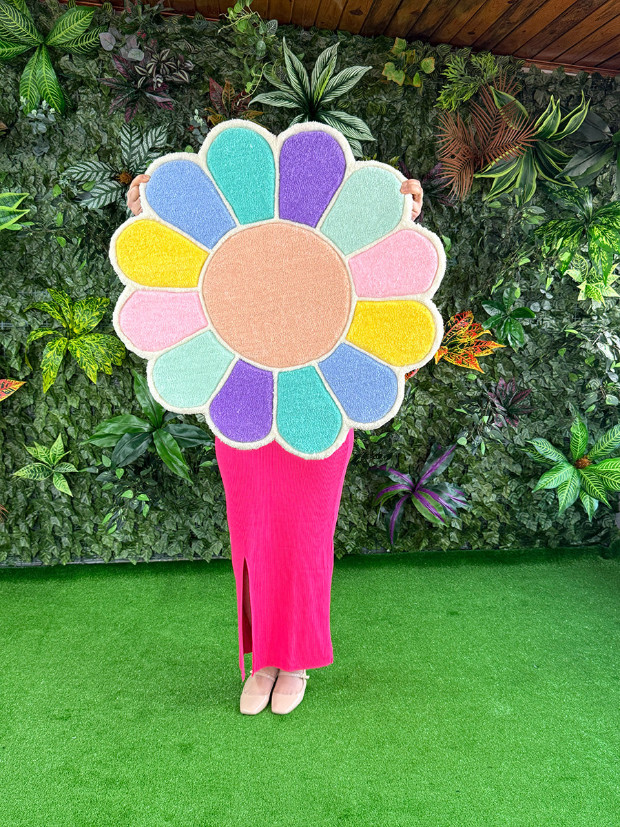 Pastel Daisy Flower Handmade Tufted Rug & Wall Art
